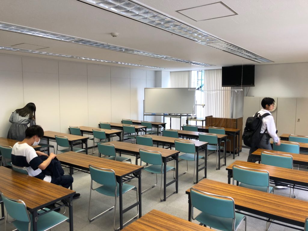 横浜フリースクール、通信制サポート校教室